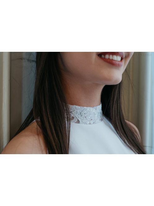 Hackly - biele maxi šaty,  bez rukávov s čipkovaným chrbtom