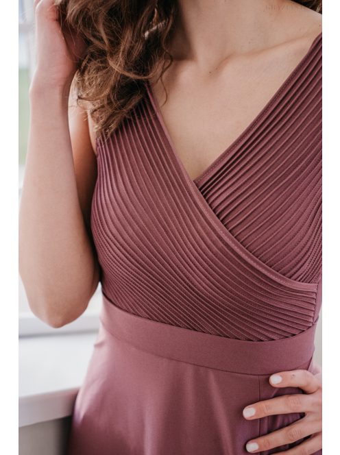 Gracious – staroružové maxi šaty, s prekladaným a rebrovaným dekoltom