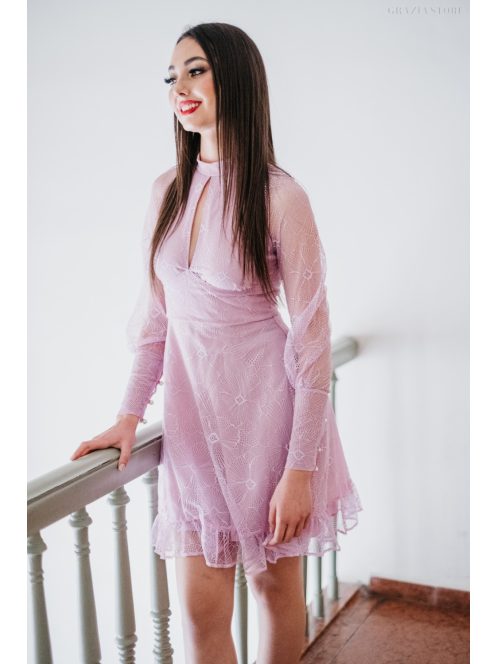 Graceful mini - fialové čipkované mini šaty