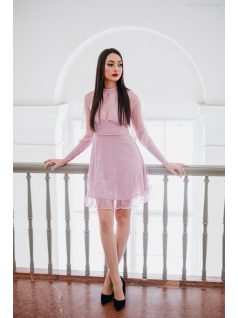 Graceful mini - fialové čipkované mini šaty