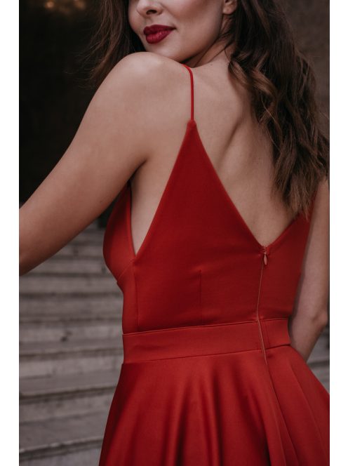 Classy Mini - červené mini šaty s výstrihom do V