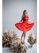 Kruhová mini sukňa - červený satén