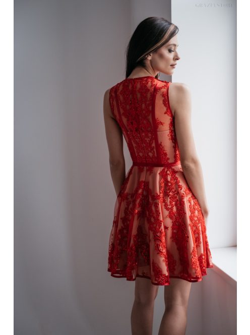 Alexa - mini šaty obohatené čipkou a saténom