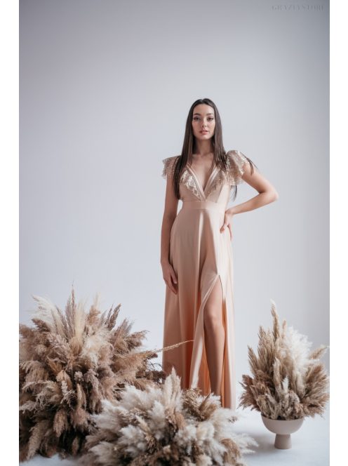 Anasztázia – maxi šaty vo farbe šampanské s volánovými rukávmi