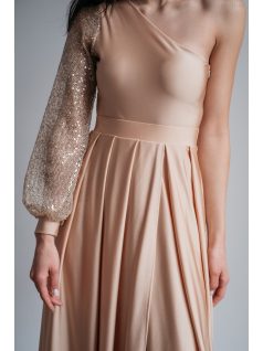   Nicola – maxi šaty šampanskej farby s asymetrickým vrchným dielom