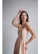 Nicola – maxi šaty šampanskej farby s asymetrickým vrchným dielom