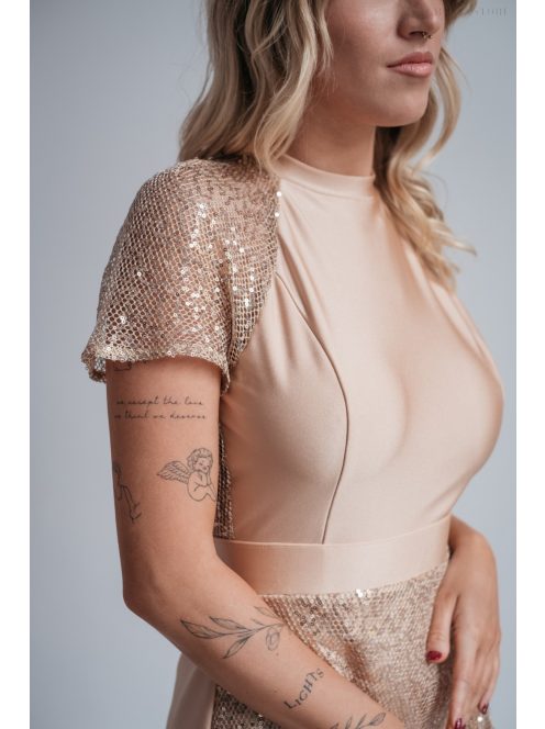 Roxana - flitrované mini šaty vo farbe šampanského