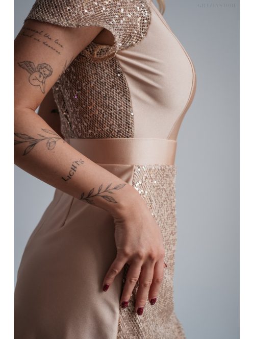 Roxana - flitrované mini šaty vo farbe šampanského