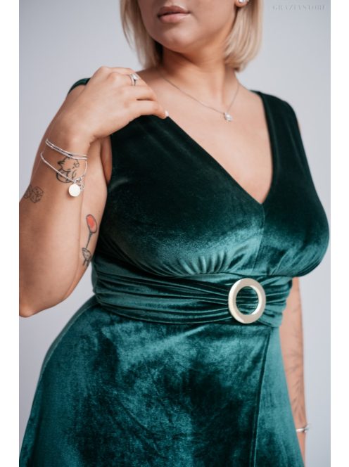 Heater – Tmavozelené velúrové šaty bez rukávov, s ozdobou v tvare opasku vpredu na páse.