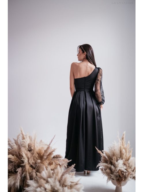 Nicole -Asymetrické čierne saténové maxi šaty