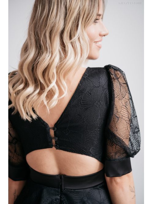 Andrea - Čierne čipkované šaty s naberanými rukávmi a špeciálnym strihom na chrbte