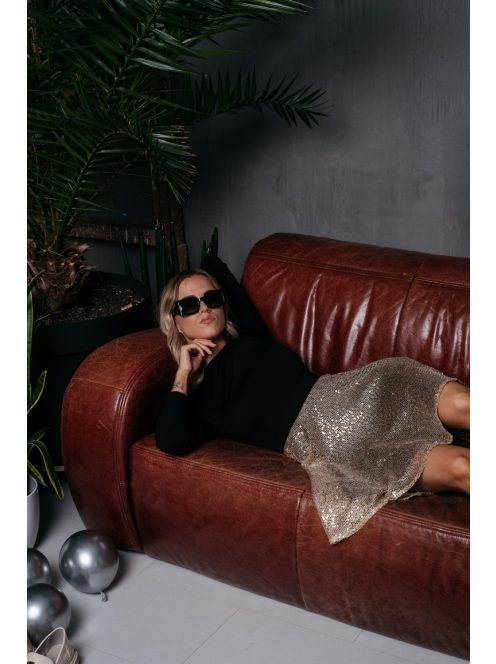 Leila - mini šaty s dlhým rukávom a trblietavou kruhovou sukňou