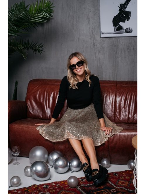 Leila - mini šaty s dlhým rukávom a trblietavou kruhovou sukňou