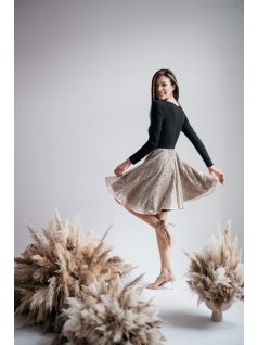   Leila - mini šaty s dlhým rukávom a trblietavou kruhovou sukňou