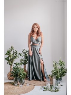   Yvonne - elastické maxi šaty s prekríženým topom v army farbe