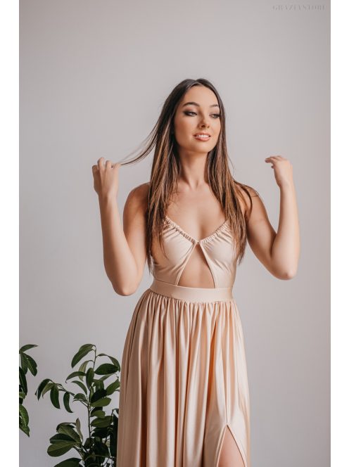 Lidia - špeciálne maxi šaty vo farbe make-upu