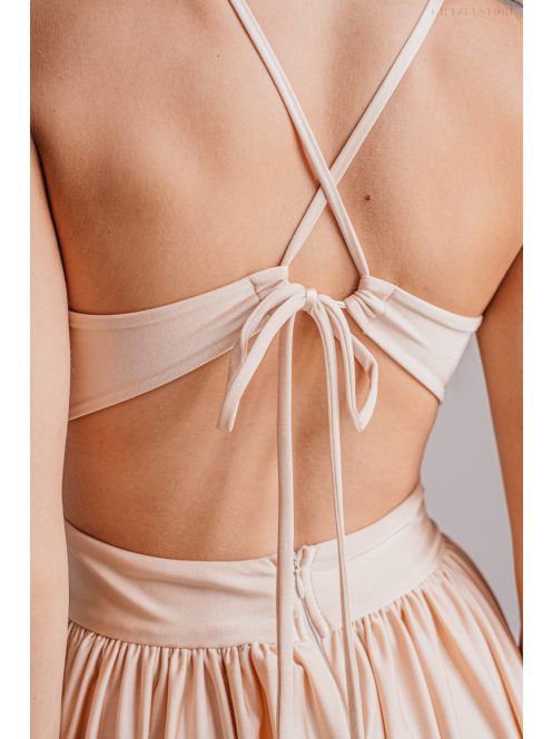 Emma -  elastické šaty s výstrihom do V vo farbe make-upu,  so špeciálnym chrbtom