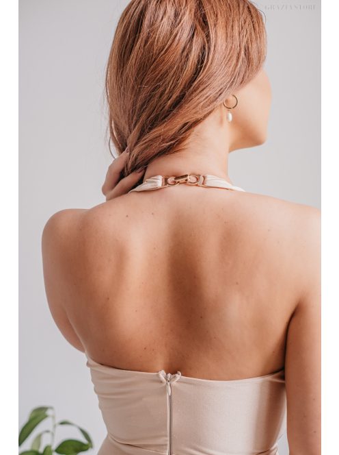 Szabina - Priliehavé šaty s výstrihom do V, vo farbe make-upu z elastického materiálu