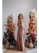 Rebeka - nariasená maxi sukňa, z lesklého, elastického materiálu, v  kávovo-krémovej farbe