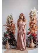 Rebeka - nariasená maxi sukňa, z lesklého, elastického materiálu, v  kávovo-krémovej farbe