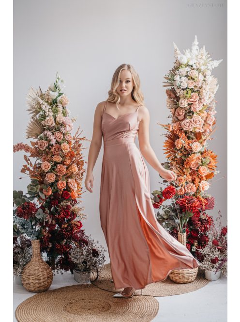 Cloe – Maxi šaty s tenkými ramienkami a výstrihom v tvare srdiečka, v kávovo-krémovej farbe