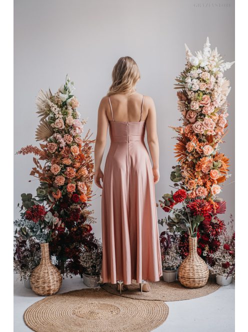 Cloe – Maxi šaty s tenkými ramienkami a výstrihom v tvare srdiečka, v kávovo-krémovej farbe