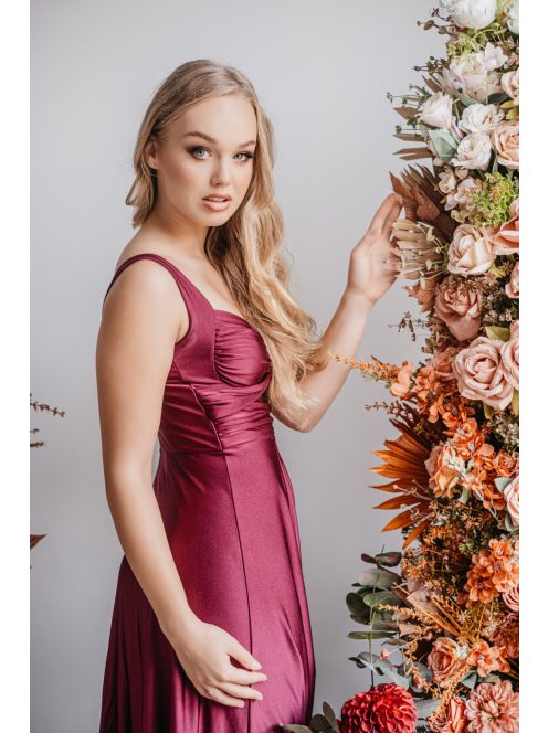 Zoe - maxi šaty z elastického materiálu vo farbe bolero