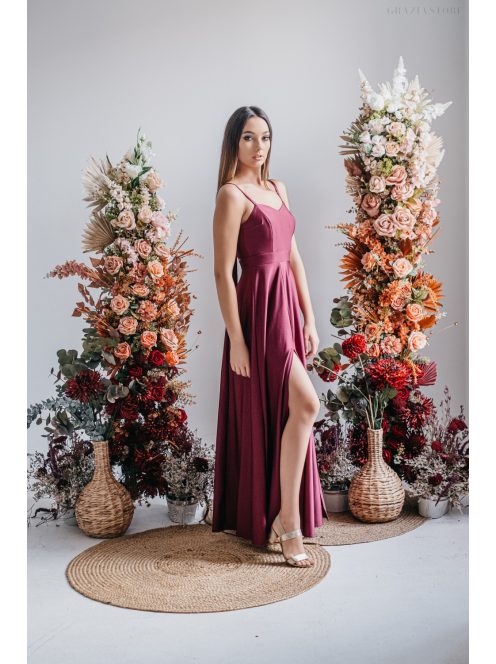 Dália - maxi šaty so šibalským chrbtom z elastického materiálu, vo farbe bolero.