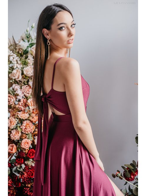 Dália - maxi šaty so šibalským chrbtom z elastického materiálu, vo farbe bolero.