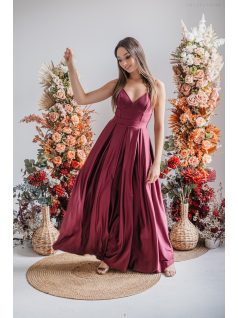   Zenina - maxi šaty s výstrihom do V a špagetovými ramienkami vo farbe bolero