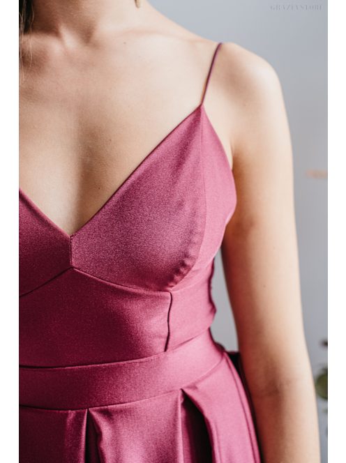 Zenina - maxi šaty s výstrihom do V a špagetovými ramienkami vo farbe bolero