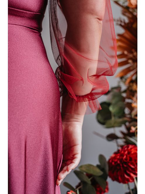 Polli s rukávmi – maxi šaty s preloženým, rebrovaným dekoltom a tylovými rukávmi, vo farbe bolero