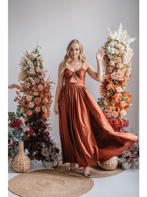 Lidia - špeciálne maxi šaty vo farbe dattero z elastického materiálu