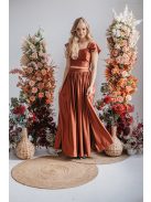 Rebeka - narisená maxi sukňa, z lesklého, elastického materiálu, farba dattero