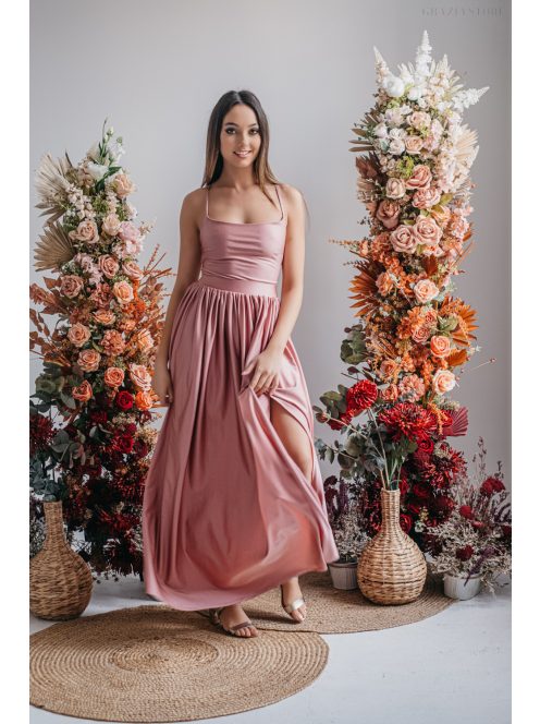 Madleine - maxi šaty s ramienkami na chrbte z elastického materiálu, vo farbe shiva