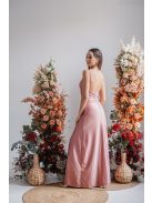 Emili -  nariasené maxi šaty s výstrihom do V a tenkými ramienkami,  vo farbe shiva