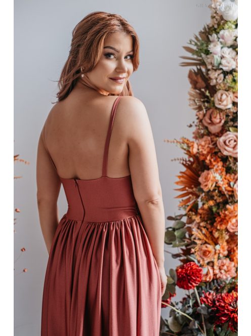 Hanna -  maxi šaty s výstrihom do V z elastického materiálu, vo farbe keňa