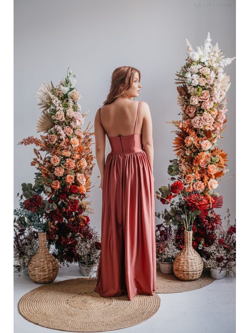 Hanna -  maxi šaty s výstrihom do V z elastického materiálu, vo farbe keňa