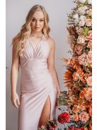 Szabina - Priliehavé šaty púdrovej farby s výstrihom do V, z elastického materiálu