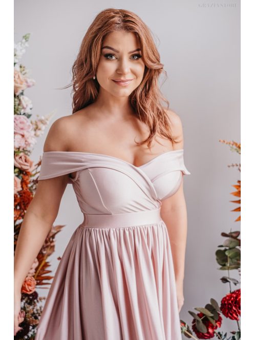 Audrey - maxi šaty s výstrihom v tvare srdca, v púdrovej farbe