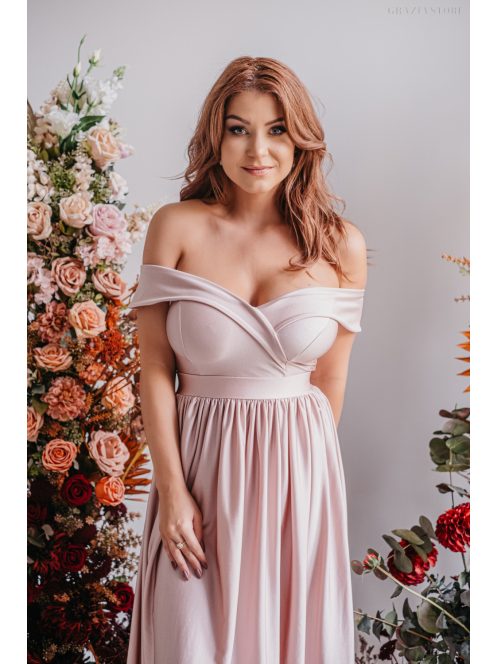 Audrey - maxi šaty s výstrihom v tvare srdca, v púdrovej farbe