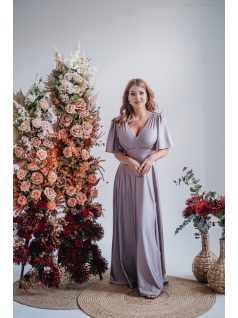   Nelli -maxi šaty s výstrihom do V a krátkym rukávom, vo farbe alchimia