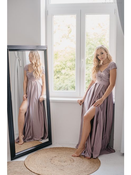 Inez - maxi šaty  s nariaseným topom a romantickými rukávmi, v alchímiovej farbe