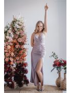 Abigél – maxi šaty s preloženým dekoltom, vpredu nariasená úzka sukňa, vo farbe alchimia