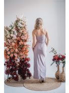 Abigél – maxi šaty s preloženým dekoltom, vpredu nariasená úzka sukňa, vo farbe alchimia