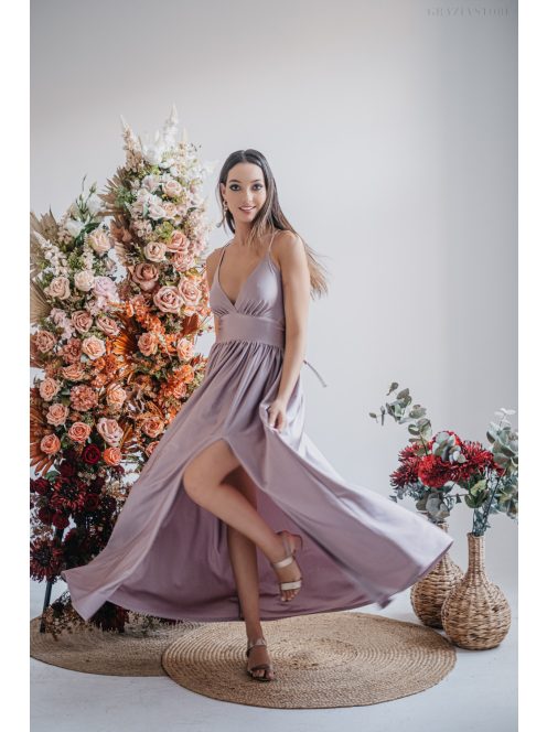 Emma - maxi šaty s výstrihom do V, so špeciálnym chrbtom, vo farbe alchimia