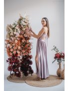 Emma - maxi šaty s výstrihom do V, so špeciálnym chrbtom, vo farbe alchimia