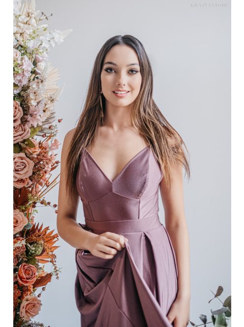 Zenina - maxi šaty s výstrihom do V a špagetovými ramienkami, vo farbe supernatural