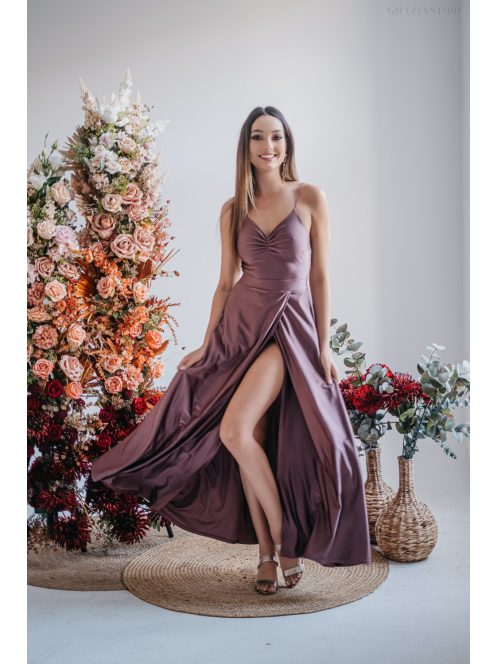 Gitta - maxi  šaty so špeciálnym riešením chrbta, v supernatural farbe