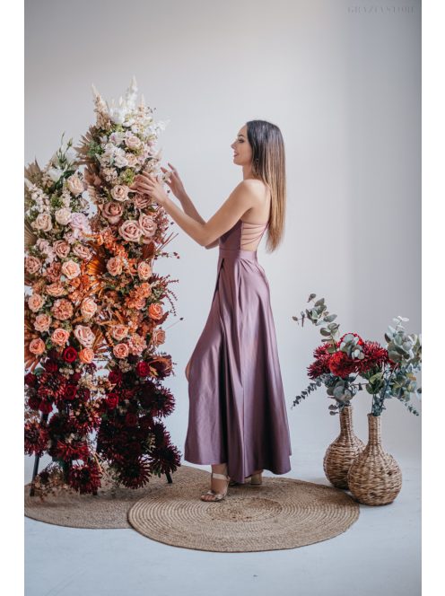 Gitta - maxi  šaty so špeciálnym riešením chrbta, v supernatural farbe